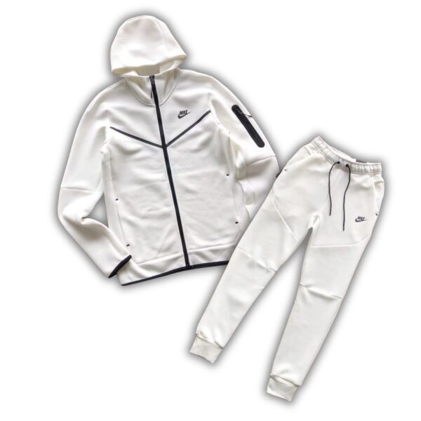 NK TECH FLEECE – WHITE (complete)